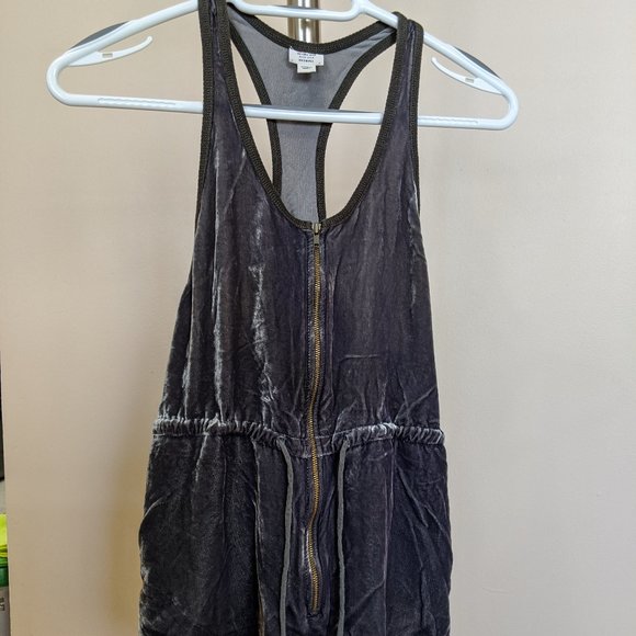 Aritzia velvet tie waist tank top - Picture 1 of 2